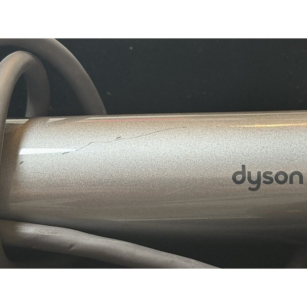 Dyson Airwrap Multi-Styler Bundle with 3 Attachments - Picture 4 of 6